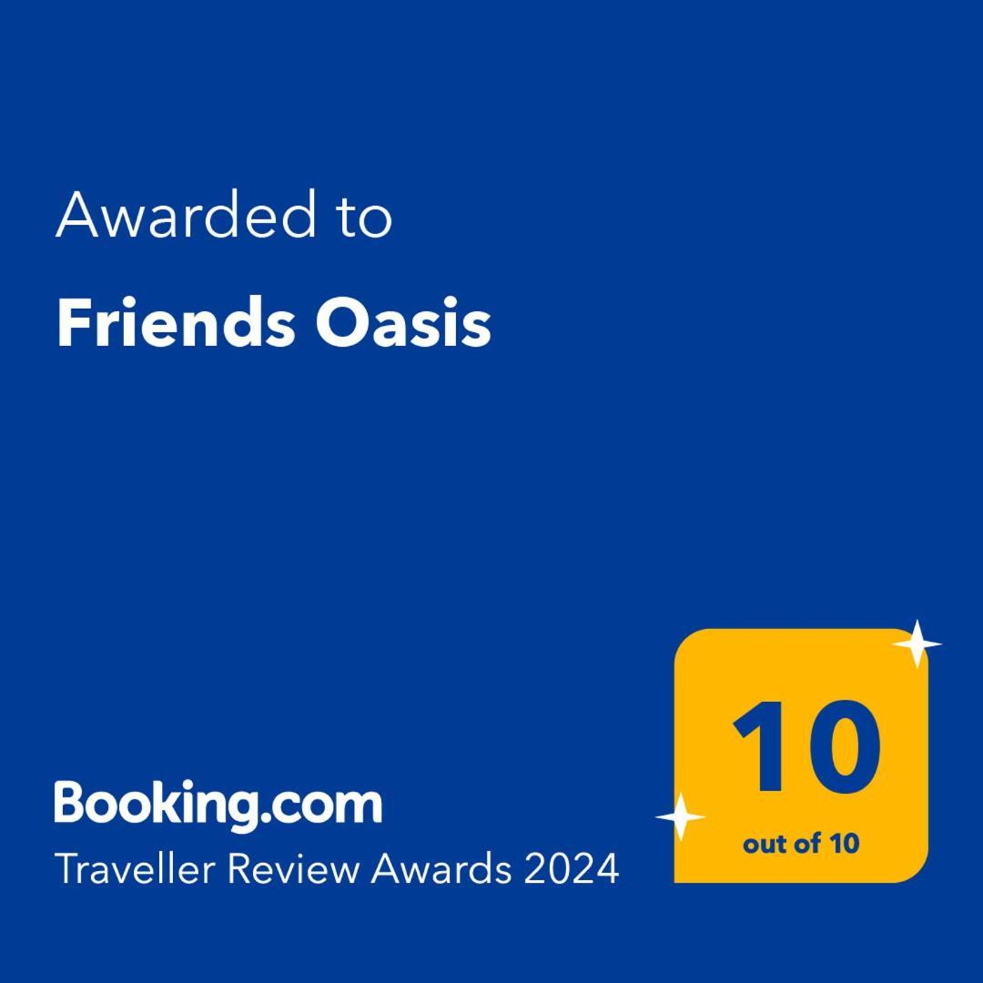 Ostello Friends Oasis Aqaba Esterno foto